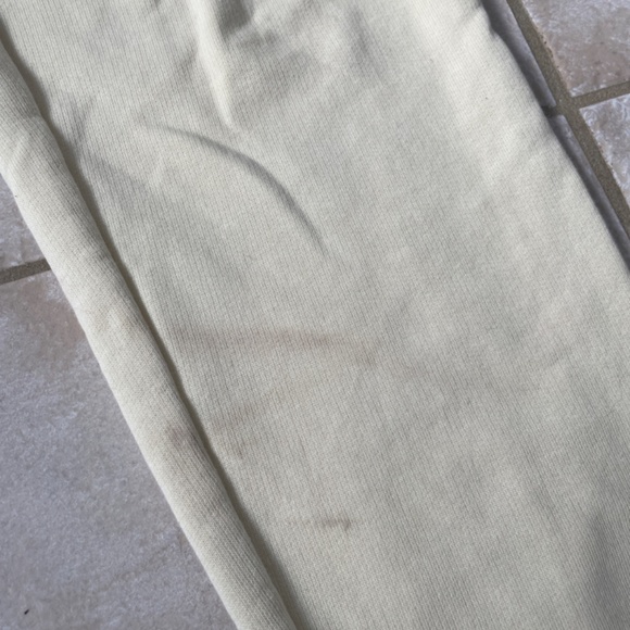 Aritzia sweatpants - Picture 2 of 3